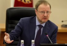 Губернатор Виктор Томенко дал ряд поручений по увеличению расходов на дорожную деятельность и приобретение техники для муниципальных образований Алтайского края