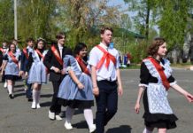 Последние звонки для учащихся всех школ Залесовского округа прозвенели 22 мая