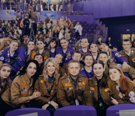 Представители Алтайского края стали участниками школы командных составов трудовых проектов «Российских студенческих отрядов»