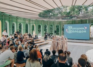«Шукшин молодой»: бесплатное кино под открытым небом для жителей и гостей Барнаула
