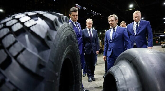 Министр промышленности и торговли России и Губернатор Алтайского края оценили вклад промышленных предприятий региона в импортозамещение